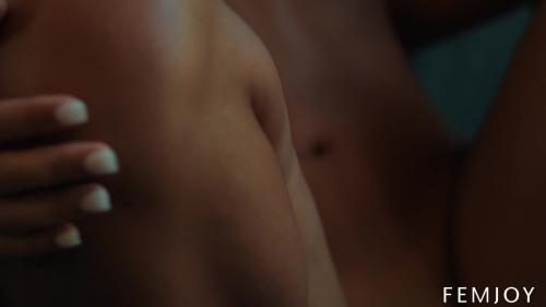 544649043 Femjoy 24 12 15 Niki Meow Cottage Xxx 1080p Mp4 Wrbxc